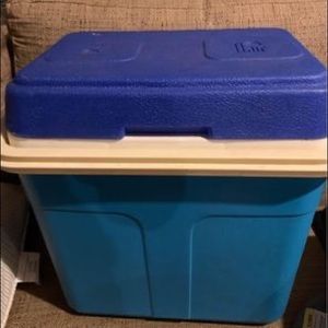 Vintage Flair Cooler